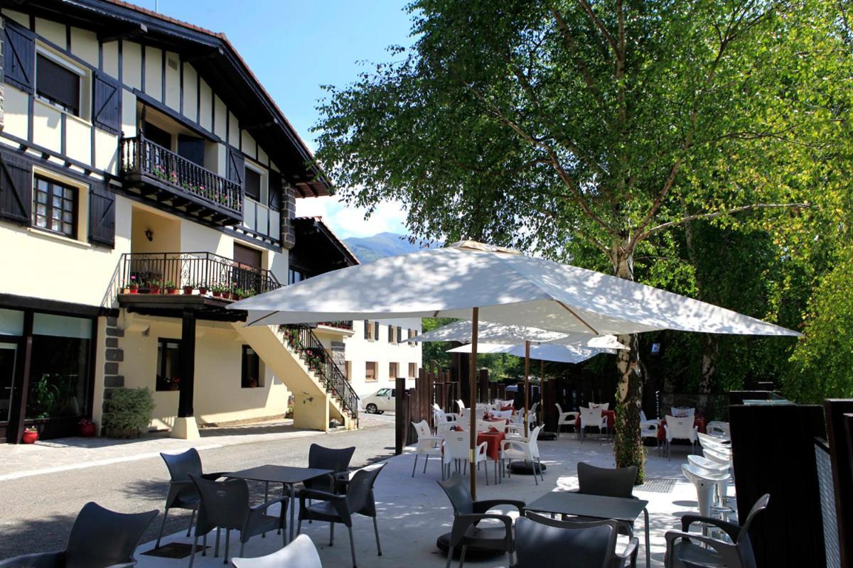 Albergue ARANTZAKO ATERPEA Arantza Exterior foto